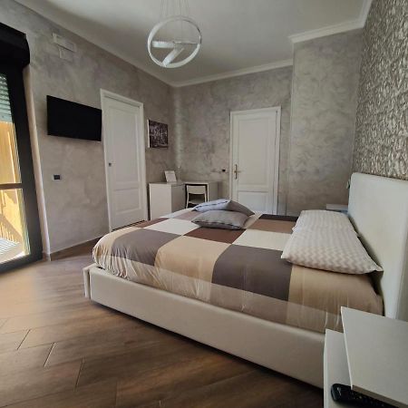 B&B Maisonalysie Foggia Bagian luar foto