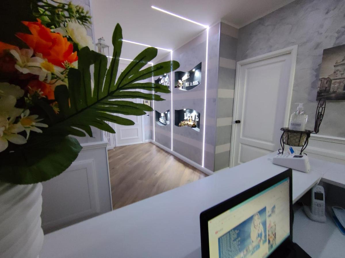 B&B Maisonalysie Foggia Bagian luar foto