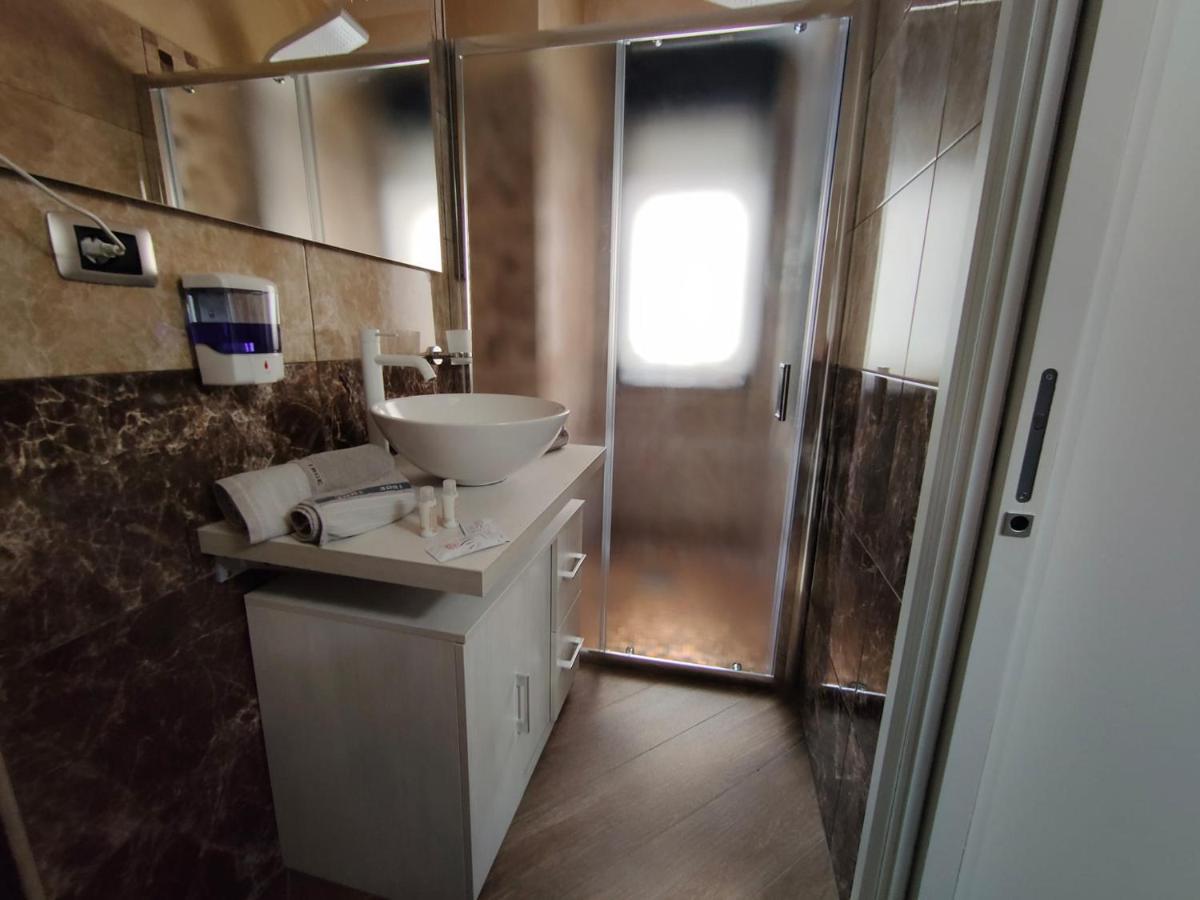 B&B Maisonalysie Foggia Bagian luar foto